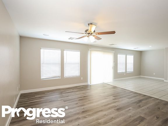 5th image of 2608 Courlan Dr