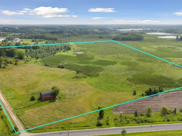 2805 Pioneer Trl, Medina, MN 55340
