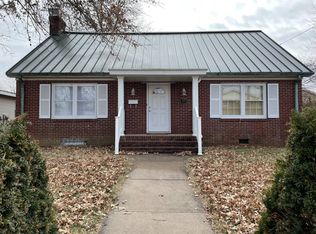 409 W Main St, Olney, IL 62450