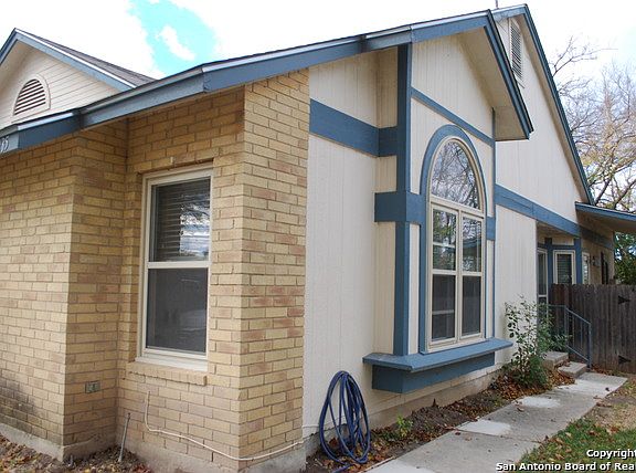 2nd image of 12235 STONEY CROSSING BLDG H-2