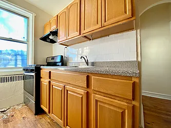 Rented by Safdie Realty Group