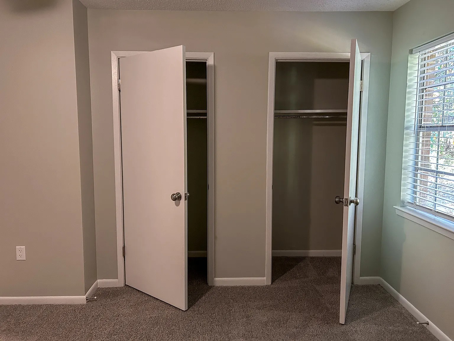 3 bed, 1458 sqft, $1,500 — Photo 2