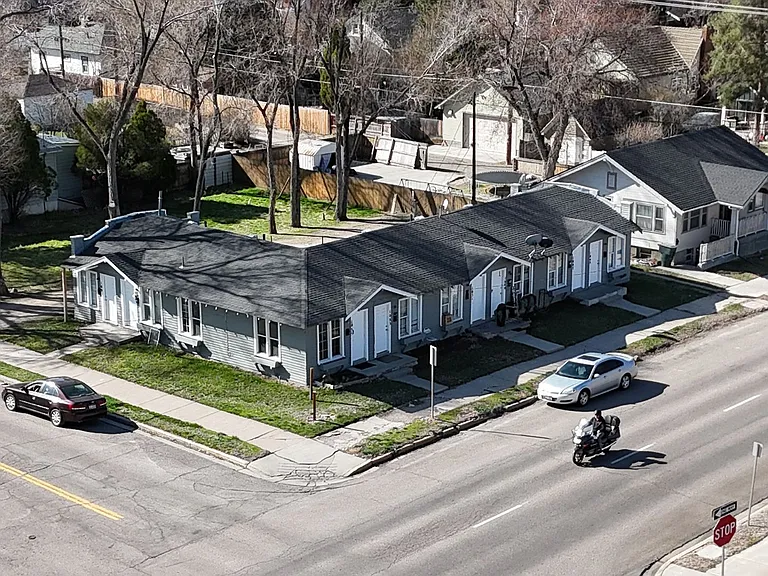 1045-1055 E Center St — Photo 1