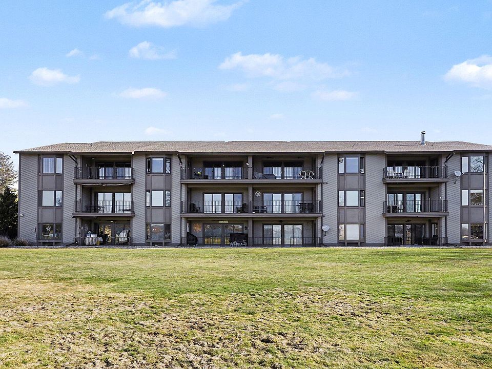 1st image of 3 Hiawatha Cove Trl APT 2