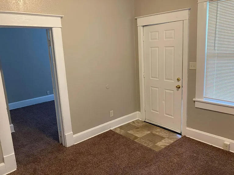 2822 Jules St — Photo 8