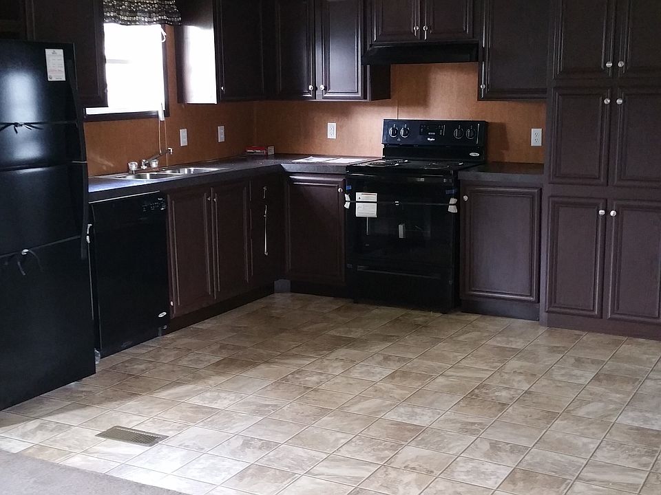 1st image of 7265 Forest Dr