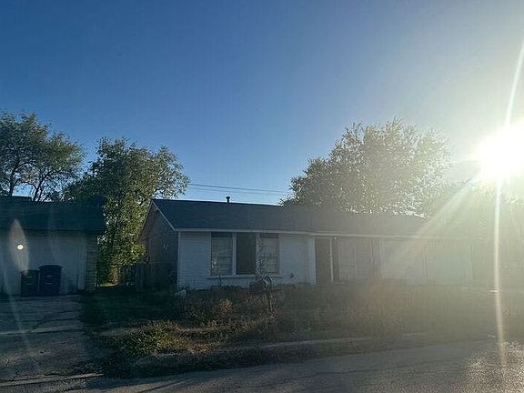 2nd image of 5514 Ghost Hawk St