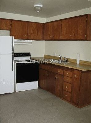 4th image of 208 Orland St APT 11