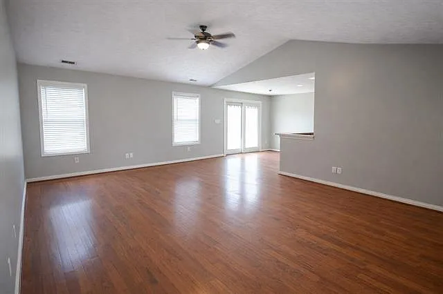 Building Photo - 2957 Turfway Dr