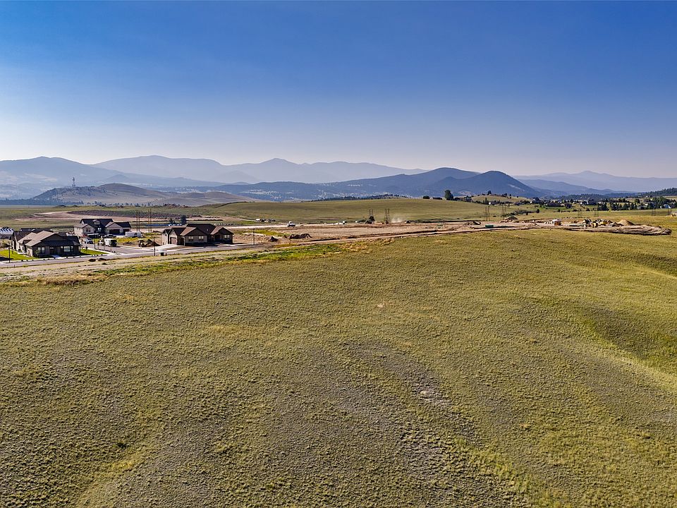 1st image of 580 Peaks Edge St