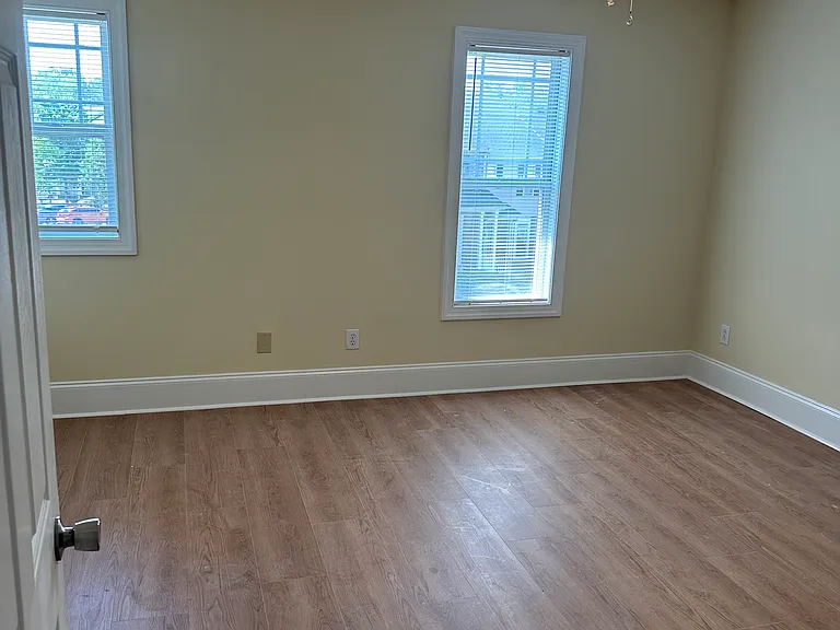 115 Windermere Dr #405 — Photo 10