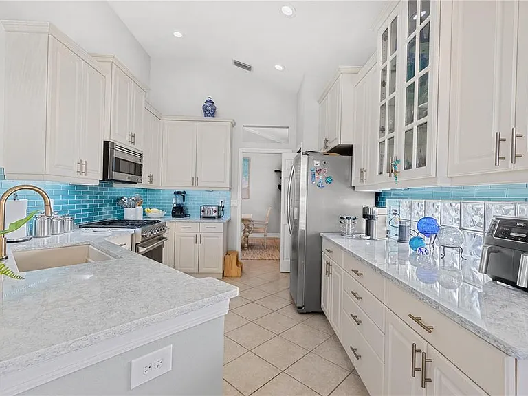 7236 Orchid Island Pl — Photo 21