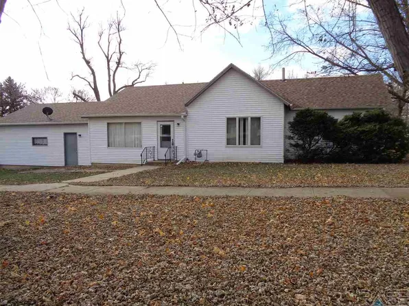 402 Dakota St, Alcester, SD 57001