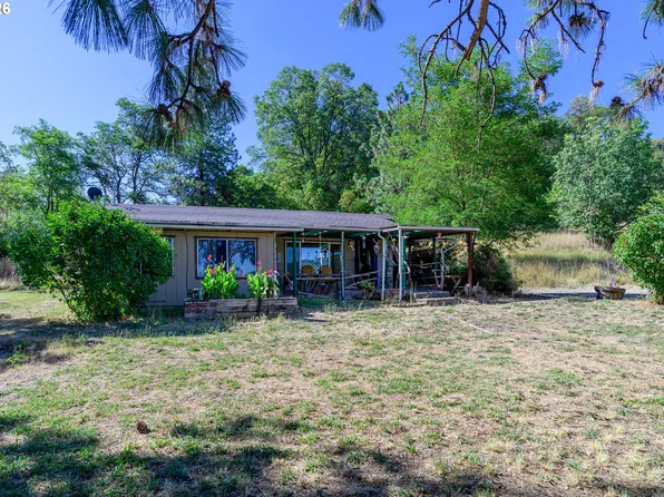 2167 Jackie Ave, Roseburg, OR 97471