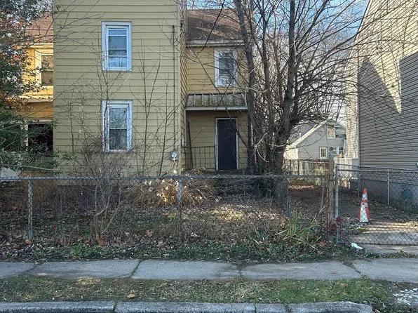 37 Park Ave, Morrisville, PA 19067