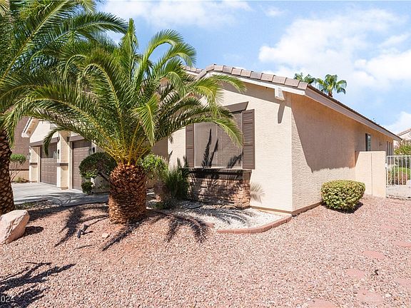 4th image of 9604 Cherry Canyon Ave