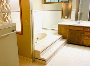 3815 Robbins Rd, Montgomery, AL 36109