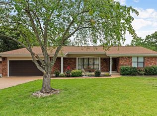 9557 David Scott Dr, Saint Louis, MO