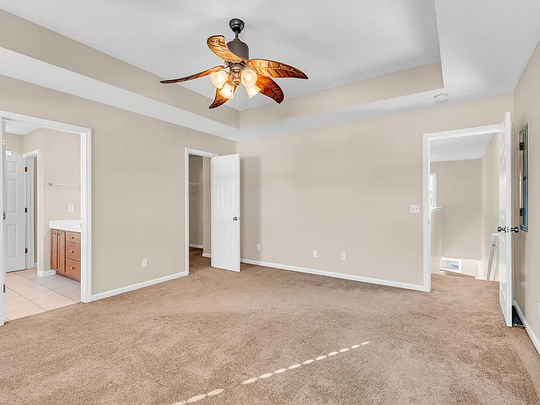 16 Bushwood Dr — Photo 33