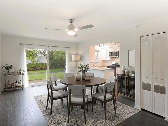 3rd image of 37 Carey Ln