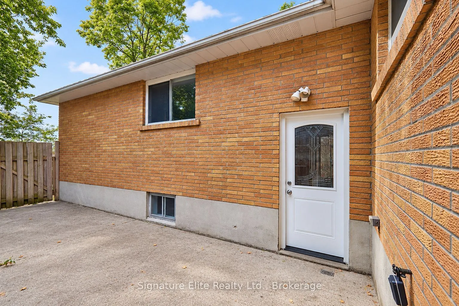 3 bed, $1,900 — Photo 3