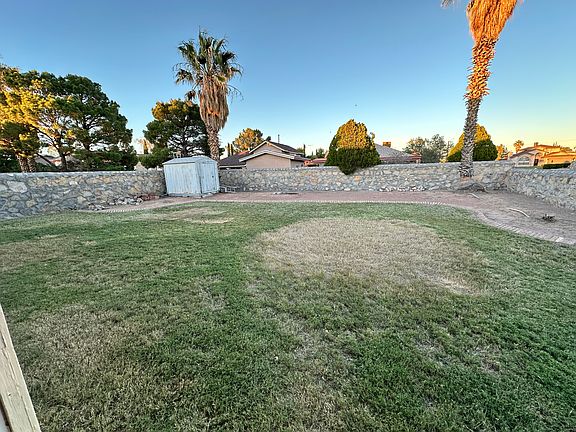 3rd image of 12099 Autumn Gate Dr