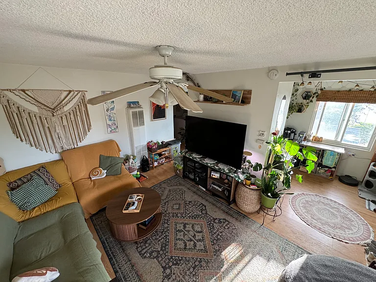 2547 Meade Ave #2547 — Photo 7