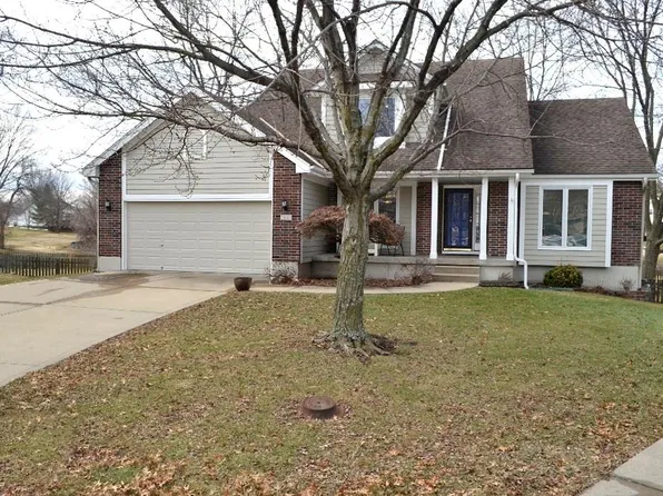 108 SE Carolina Ct, Lees Summit, MO 64063