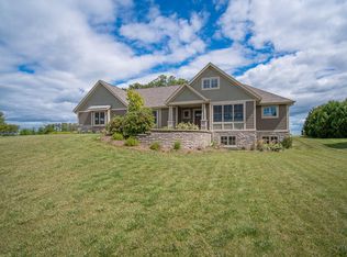 4562 Stoney Creek Rd, West Bend, WI 53095