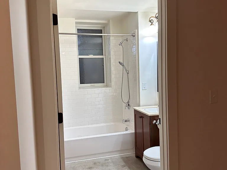 Woodruff Apartments — Photo 15