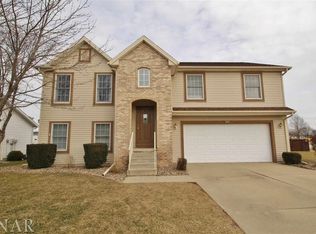 1801 Vladimir Dr, Bloomington, IL 61704