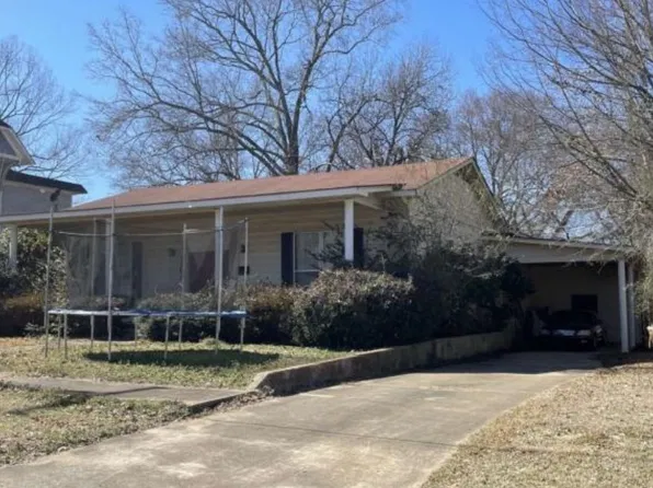 304 N Chestnut St, Warren, AR 71671