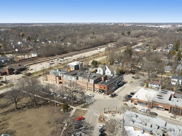 22 E Scranton Ave #1 — Photo 8