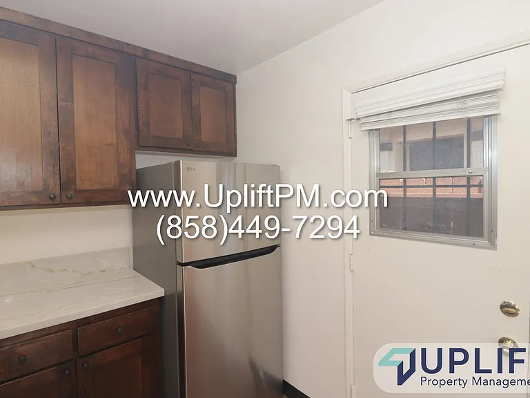 820 Scranton St #G — Photo 11