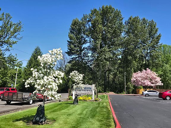 2nd image of 13070 SW Ash Ave #765-35