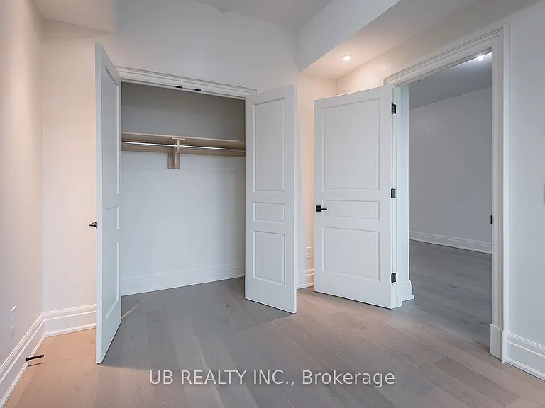 1451 Wellington St W #405 — Photo 25
