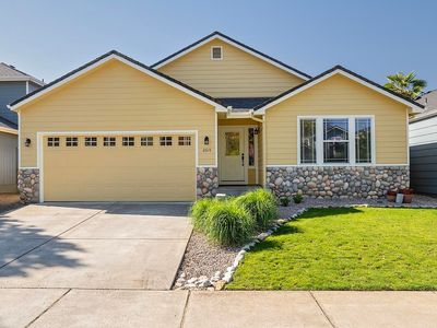 2614 Parkwood Village Ln, Central Pt, OR, 97502