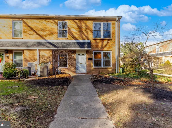 3037 Harbour Dr, Palmyra, NJ 08065