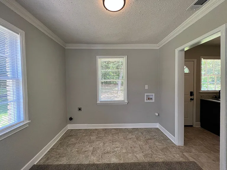 786 Honduras Rd — Photo 11
