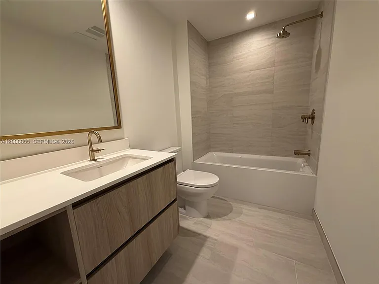 77 SE 5th St #1904 — Photo 21