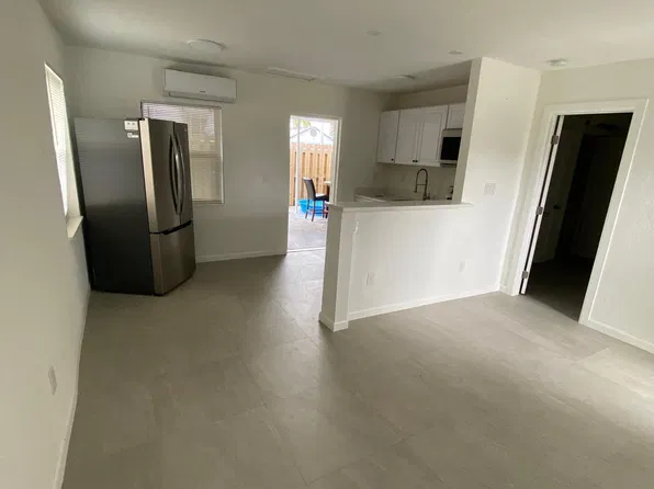 538 28th St APT 1, West Palm Beach, FL 33407