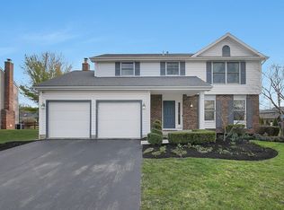 7034 Cavalry Ct, Dublin, OH 43017