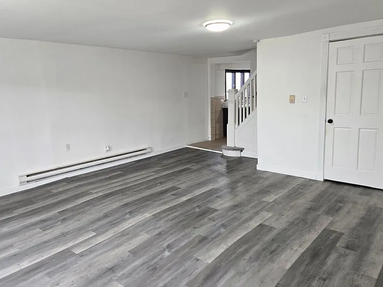 1136 Luzerne St #1136 — Photo 14