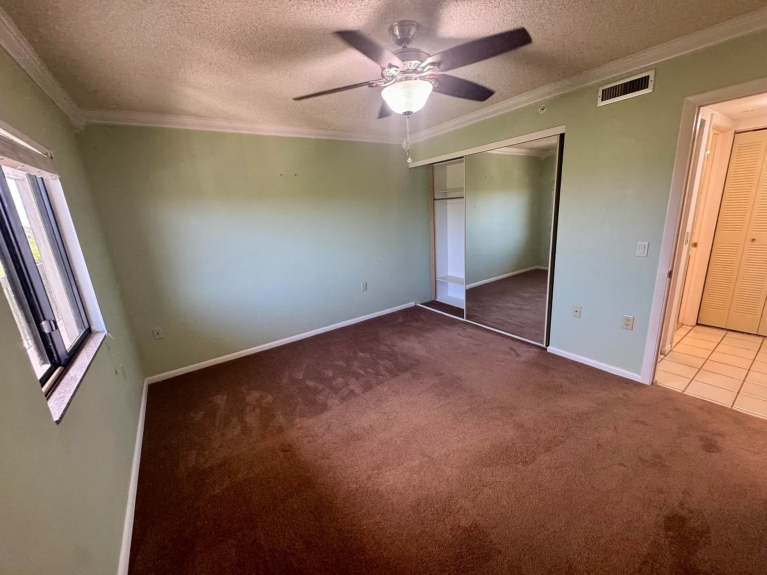 2 bed, 2.0 bath, 1385 sqft, $3,600 — Photo 3