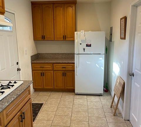 2nd image of 9403 Wilbur Ave #1