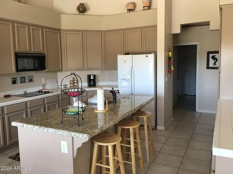 9687 E Balancing Rock Rd — Photo 8