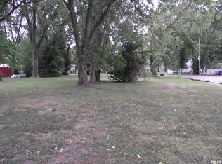 810 S Washington St, Du quoin, IL 62832