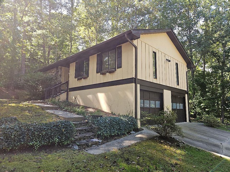 1st image of 2 Mayfair Pl