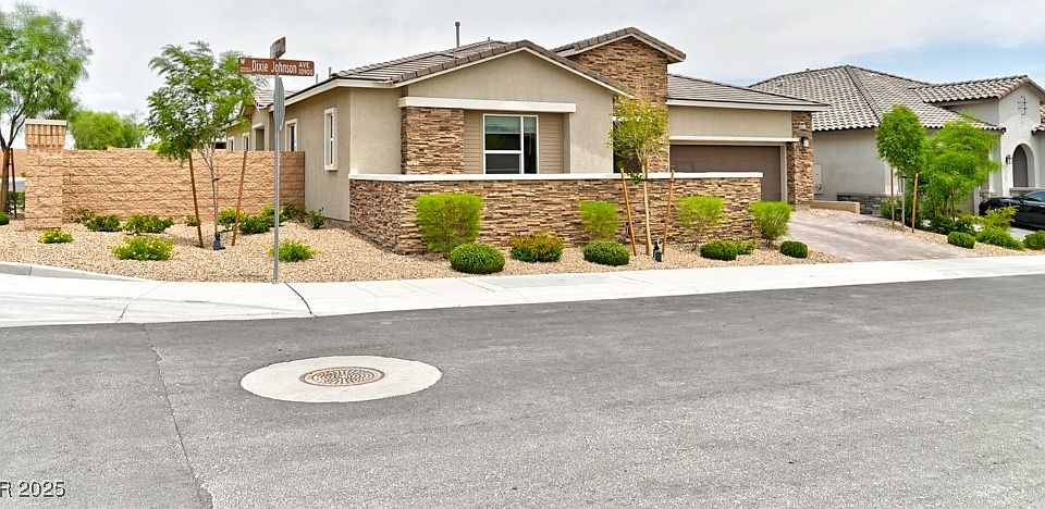 1st image of 10972 Dixie Johnson Ave