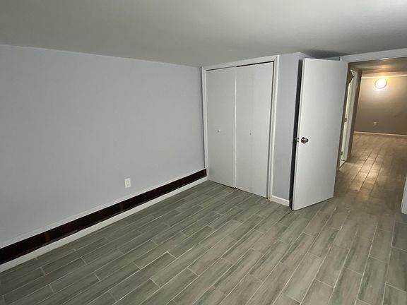 4th image of 3228 Gunther Ave #4